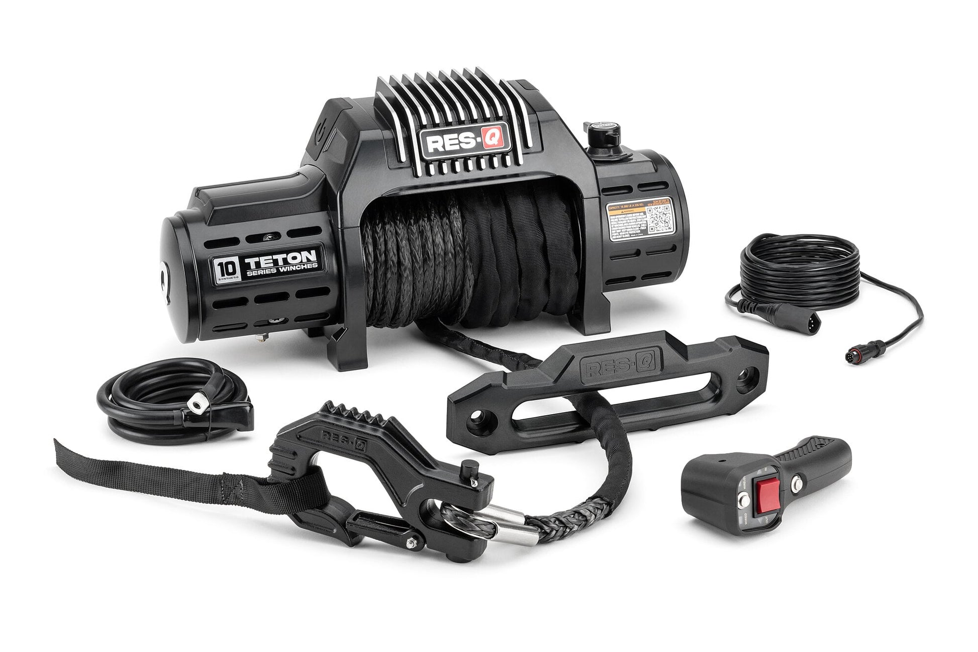 a black winch and it’s accessories